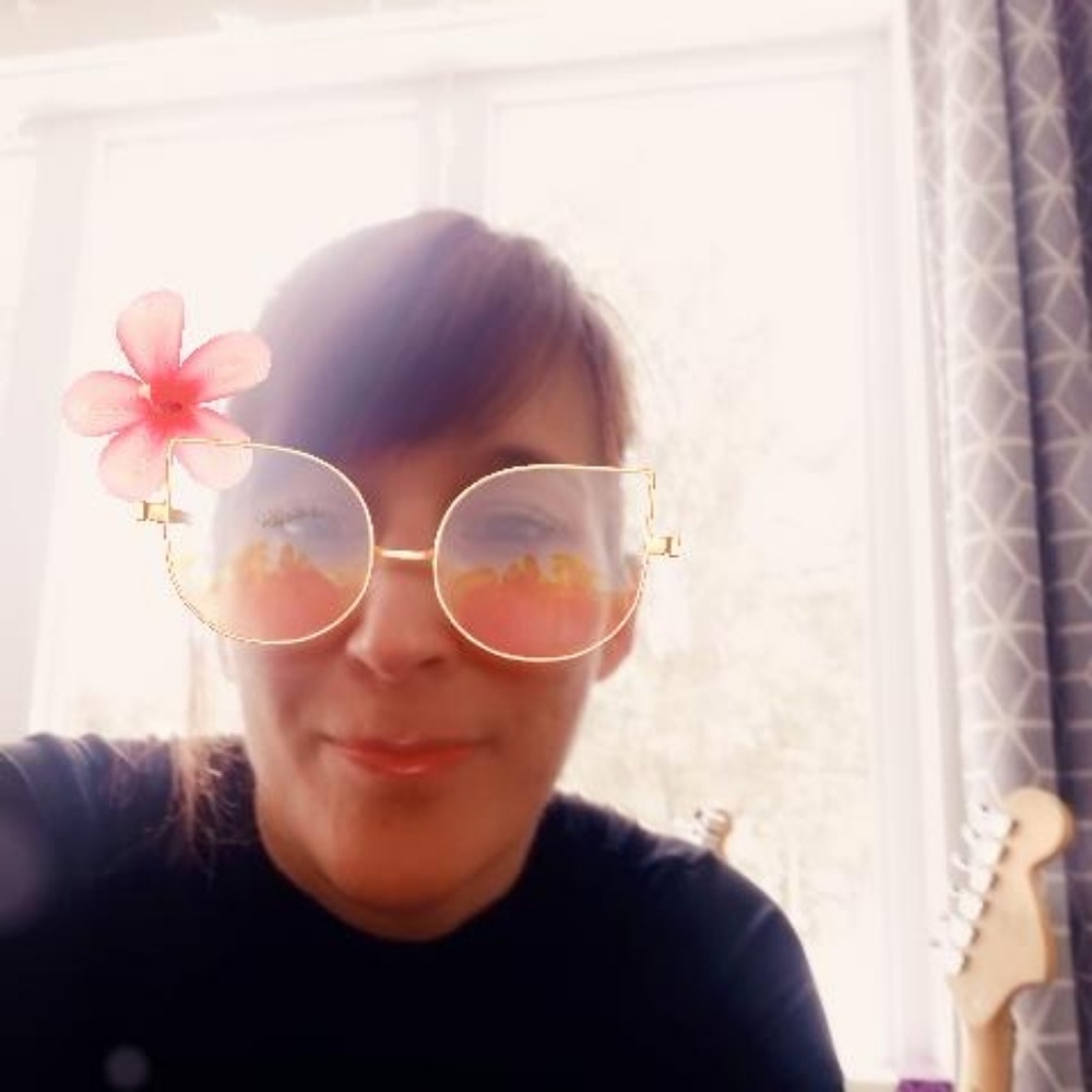 Meet your Posher, Andrea